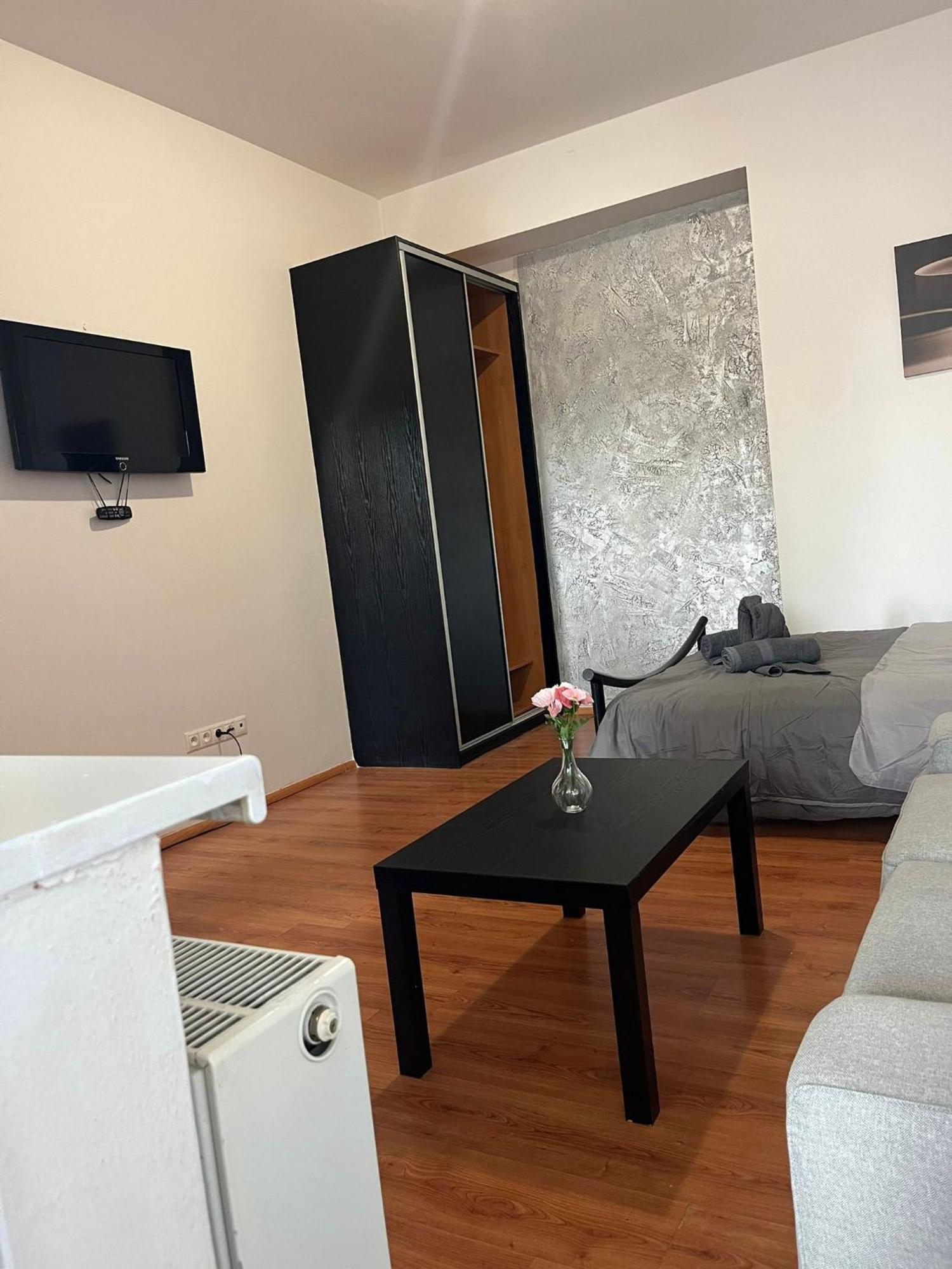 1St Plaza Apartment Bratislava Exterior photo